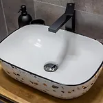 Sylvia Suite@kantrida דירה